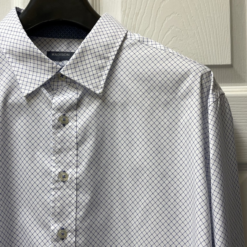 Madison Men's XL Slim Fit Long Sleeve Dress Shirt Blue Contrast Cuffs‎